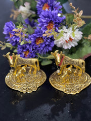 Return gifts, Favors, Kamdhenu cow and calf statue, gold plated metal cow calf idol, good luck, fortune, return gifts, housewarming gifts