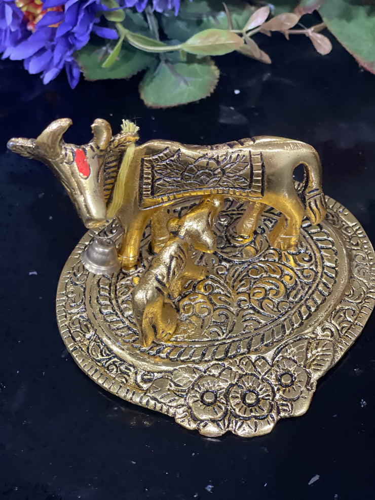 Return gifts, Favors, Kamdhenu cow and calf statue, gold plated metal cow calf idol, good luck, fortune, return gifts, housewarming gifts