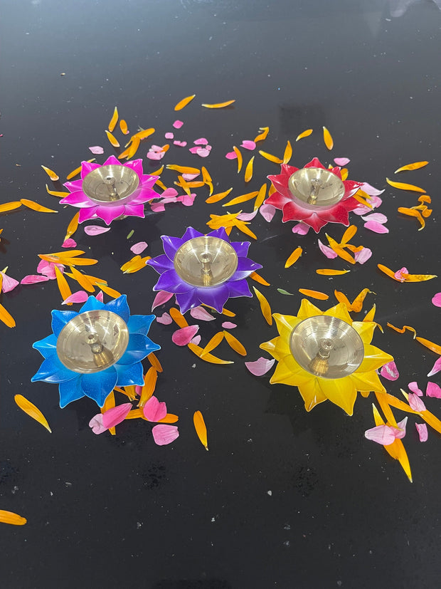 Lotus Brass diya, diwali gift, housewarming gifts, wedding gift, favors, baby shower favors, Pooja item, temple decor, pooja favors