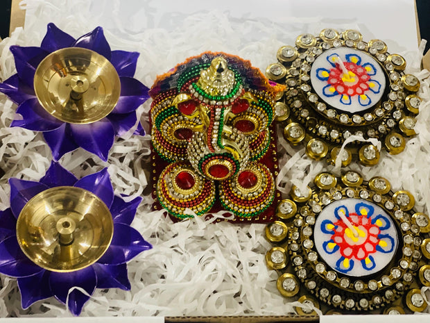 Indian gift hamper/new house gift hamper,precious Housewarming gift hamper, Indian gift, prosperity gifts, gifts for friends, thoughtful