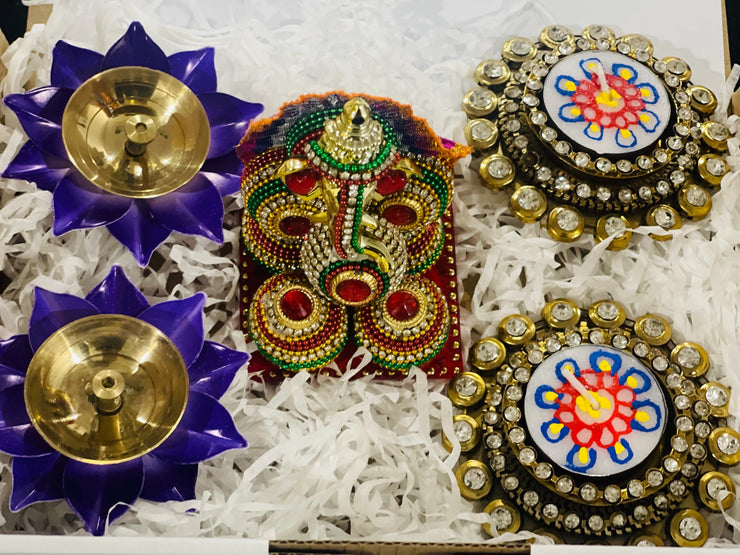 Indian gift hamper/new house gift hamper,precious Housewarming gift hamper, Indian gift, prosperity gifts, gifts for friends, thoughtful