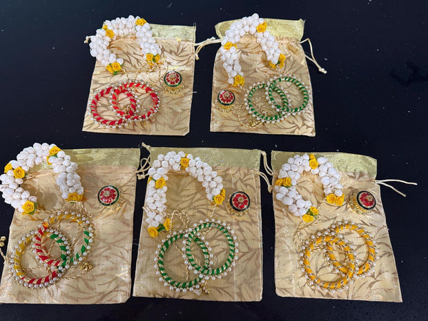 Indian desi favors, combo sets for gifting, ships from Australia, pack of gajra, potli, bangles, sindoor dabbi for gifting